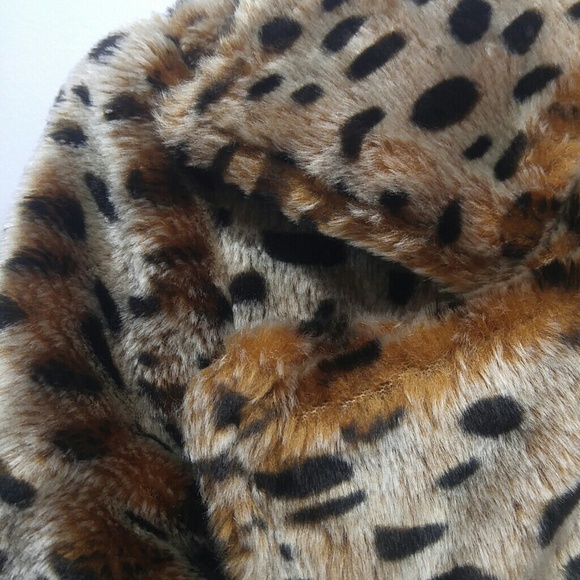 🐆 NWOT Faux Fur Leopard Cheetah Animal Print Long Coat Big Collar Sm Med - Picture 8 of 8